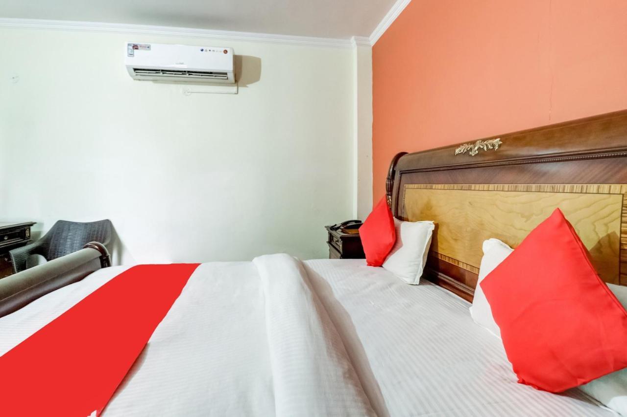 Oyo Hotel R K Residency Gurgaon Luaran gambar