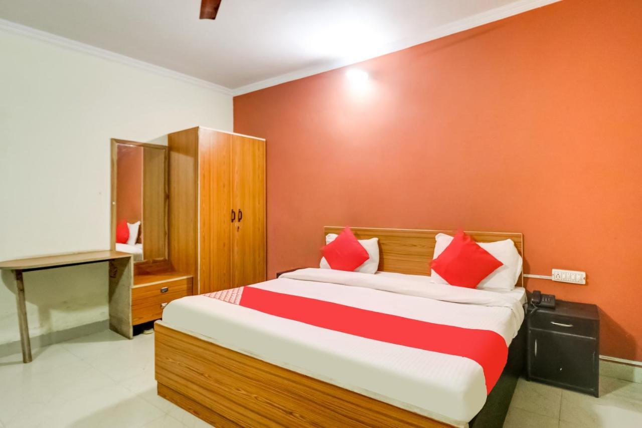 Oyo Hotel R K Residency Gurgaon Luaran gambar