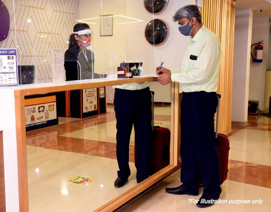 Oyo Hotel R K Residency Gurgaon Luaran gambar